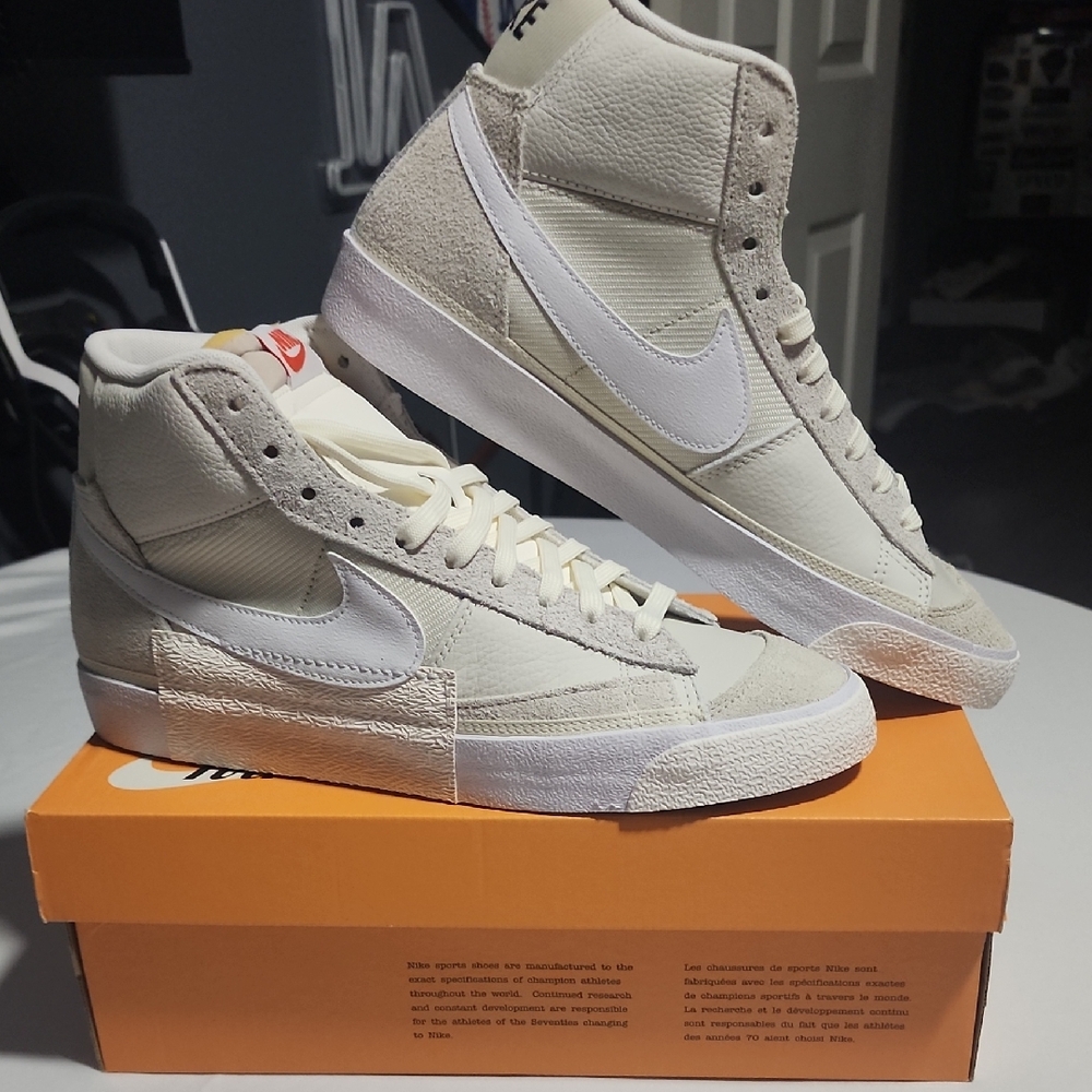 Nike Blazer Mid '77 Pro Club 'Remastered - Light Bone